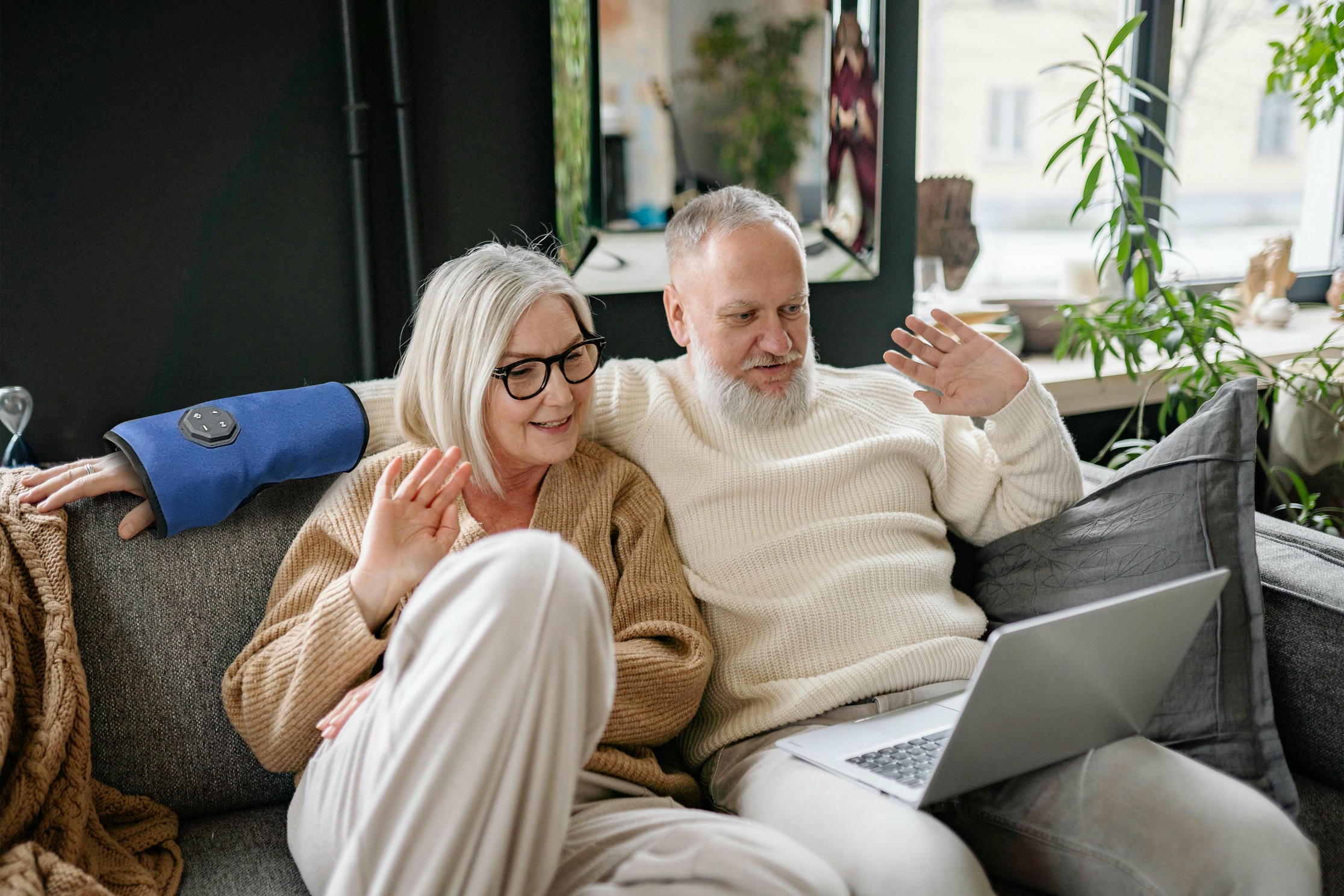 Can a Hand Massager Prevent Crochet Injury?
